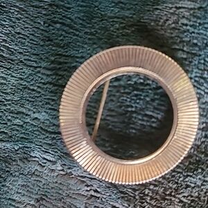 Vintage Metal Gold tone Circle Brooch pin